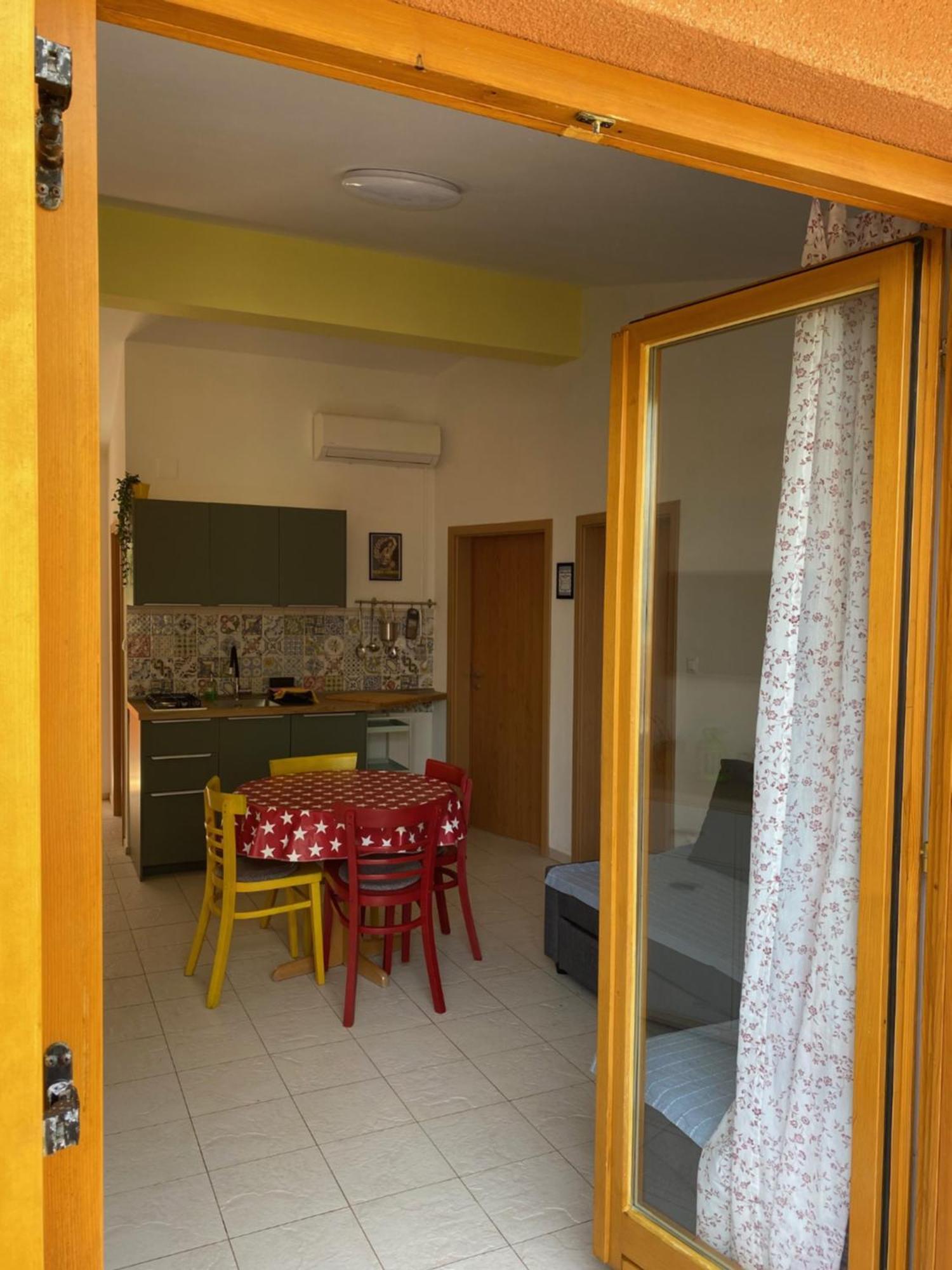 Apartments Lili Baška Extérieur photo